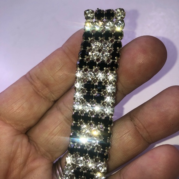 Dazzling black and silver Rhinestone Belt with Buckle 34” long. Get your bling! - Picture 4 of 7